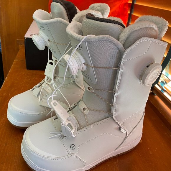 RIDE WOMEN'S HERA SNOWBOARD BOOTS 2024 size 7.5 - Picture 2 of 5